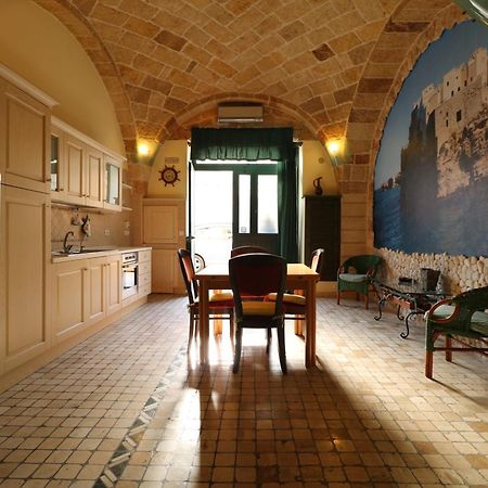 דירות פולינאנו א מארה Mulberry House מראה חיצוני תמונה