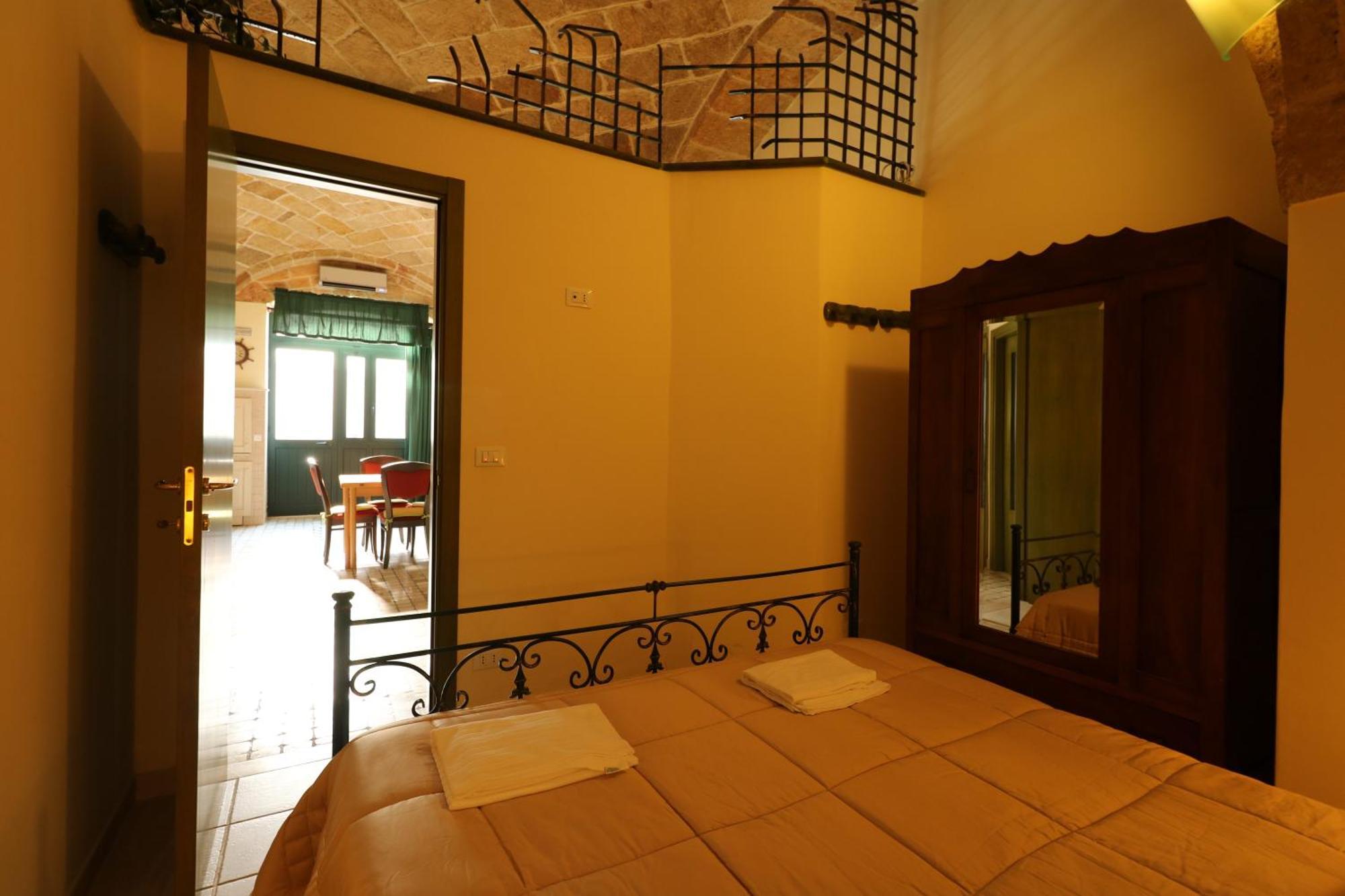 דירות פולינאנו א מארה Mulberry House מראה חיצוני תמונה