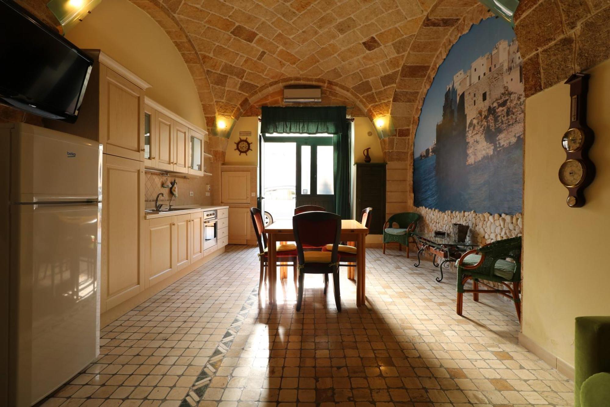 דירות פולינאנו א מארה Mulberry House מראה חיצוני תמונה